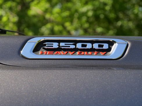 Used 2025 RAM 3500 Big Horn AWD/4WD image 46