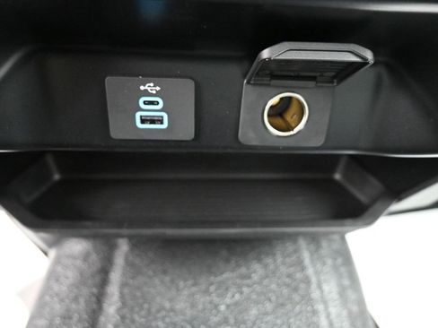 New 2025 Ford F250 XLT w/ 360-Degree Camera Package image 34