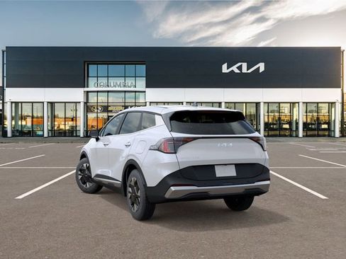 New 2026 Kia Sportage LX image 4