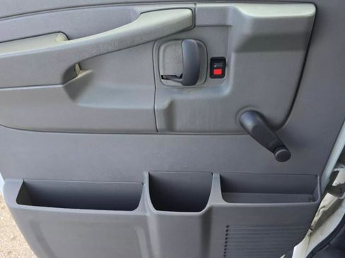 Used 2012 Chevrolet Express 3500 w/ School Bus Package image 6