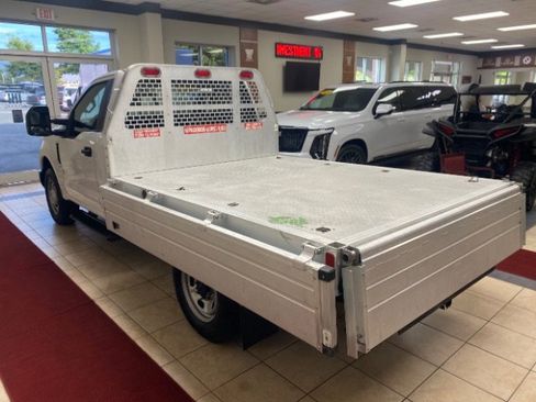 Used 2017 Ford F250 XL RWD image 6