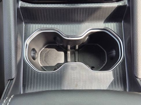 Used 2025 Jeep Grand Cherokee Altitude RWD image 18