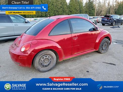 Used 2010 Volkswagen Beetle Coupe image 4
