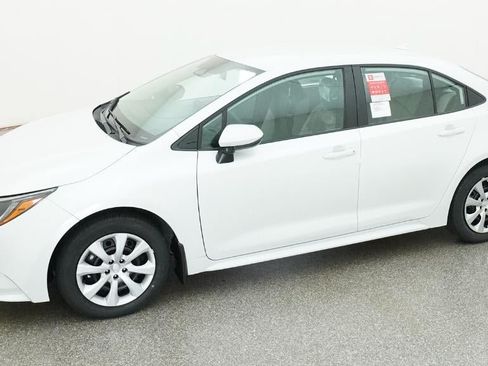 New 2026 Toyota Corolla LE FWD image 2