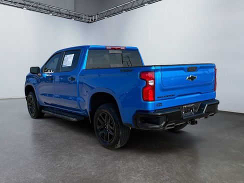 Used 2026 Chevrolet Silverado 1500 LT Trail Boss w/ Dark Appearance Package AWD/4WD image 5