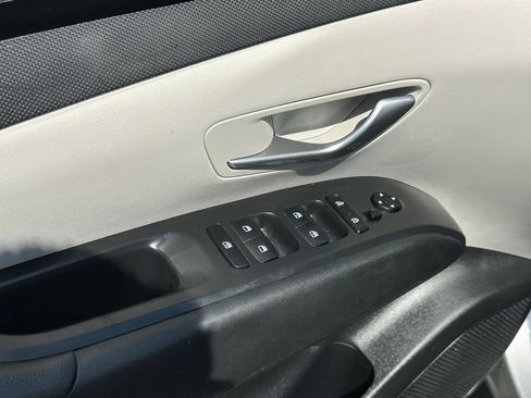 Used 2023 Hyundai Tucson SEL AWD/4WD image 15