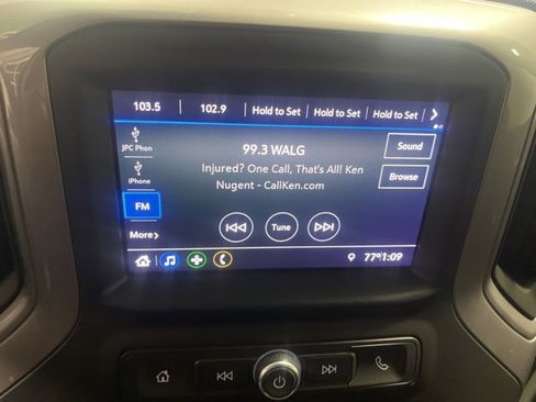 Used 2022 Chevrolet Silverado 2500 Custom w/ Custom Value Package image 16