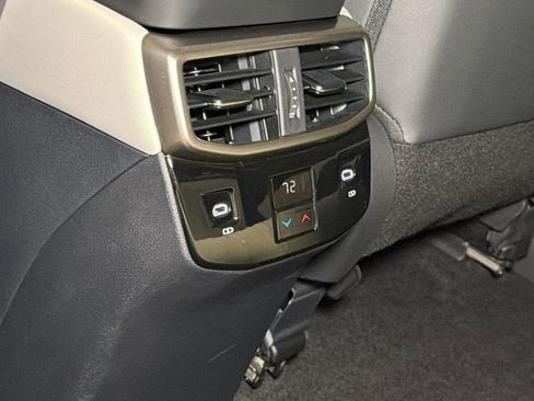 Used 2023 Lexus RX 350 Premium w/ Accessory Package (Z1) AWD/4WD image 15