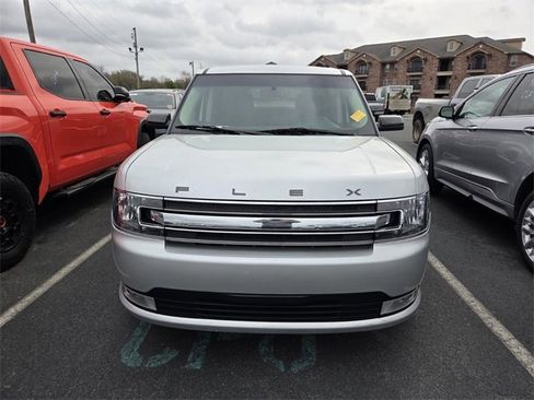Used 2016 Ford Flex SEL w/ Equipment Group 202A image 2