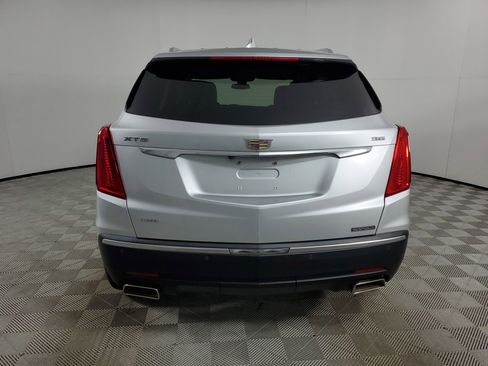 Used 2017 Cadillac XT5 Luxury w/ Driver Awareness Package image 9