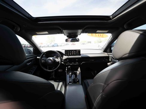 Used 2024 Honda Accord Sport image 19