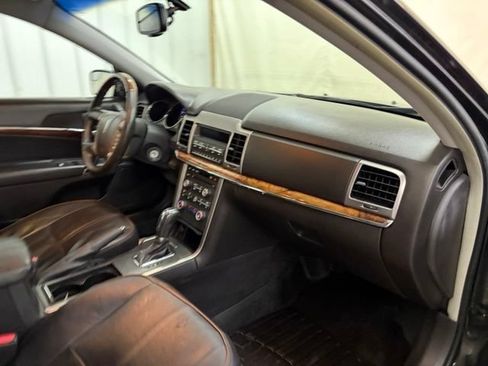 Used 2011 Lincoln MKZ FWD image 21