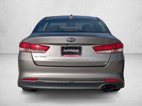 Used 2016 Kia Optima LX w/ Option Group 014 FWD image 7