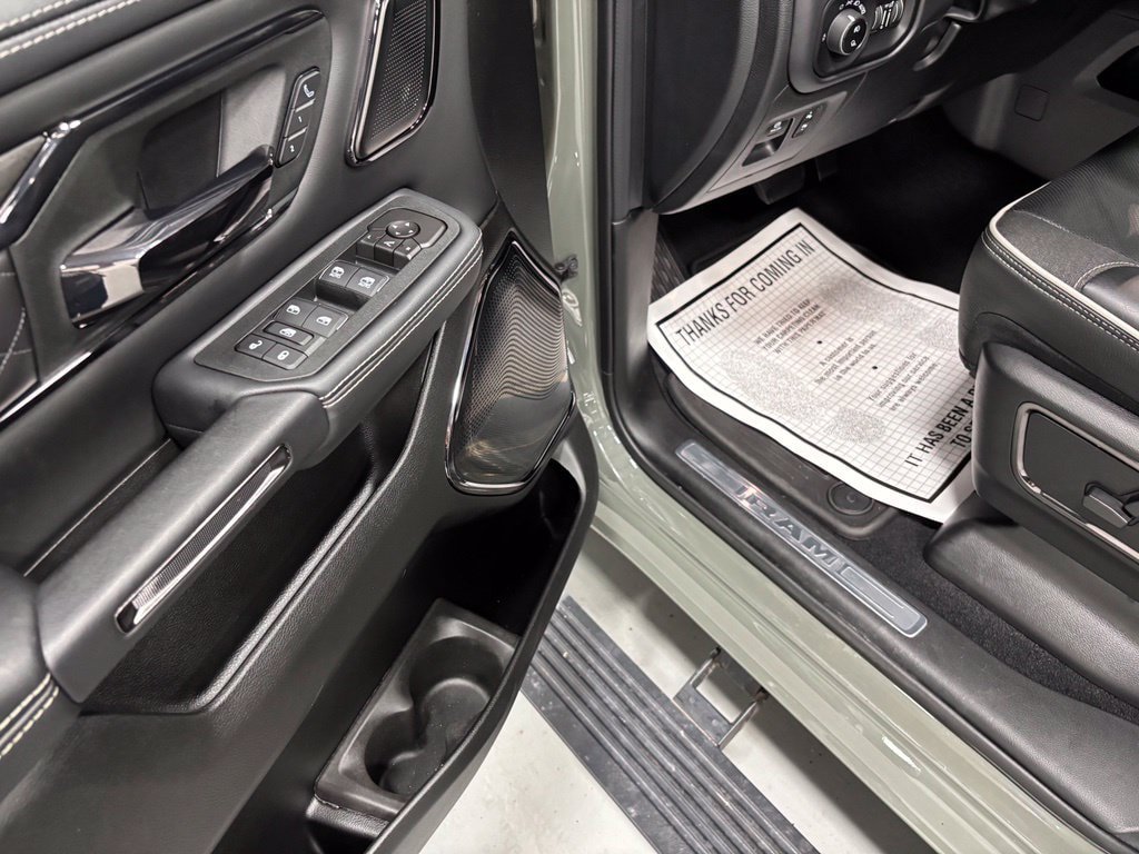 Used 2026 RAM 1500 Limited AWD/4WD image 9