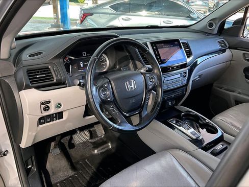 Used 2016 Honda Pilot Elite image 18