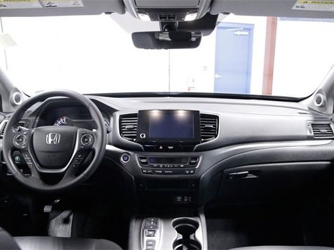 Certified 2023 Honda Ridgeline RTL image 16