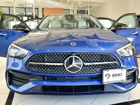 Used 2024 Mercedes-Benz C 300 4MATIC Sedan image 2