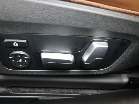 Certified 2024 BMW M8 Gran Coupe xDrive Competition w/ M Driver's Package image 33