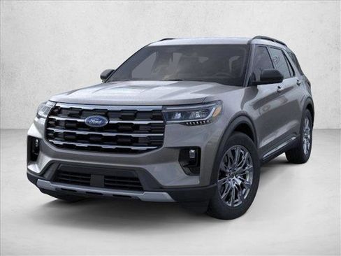 New 2025 Ford Explorer Active w/ Active Comfort Package image 2