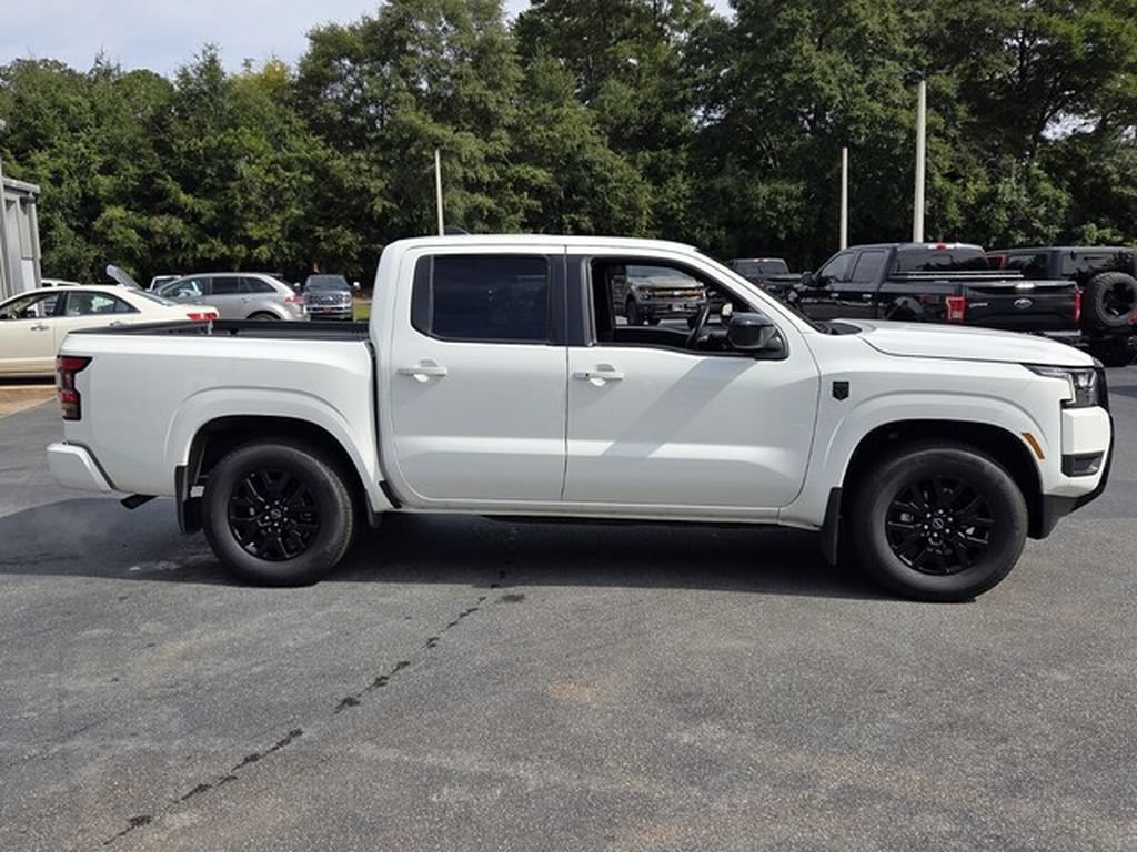 Used 2026 Nissan Frontier SV w/ SV Convenience Package RWD image 15