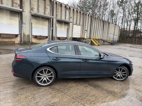 Used 2022 Genesis G70 2.0T w/ Prestige Package image 11