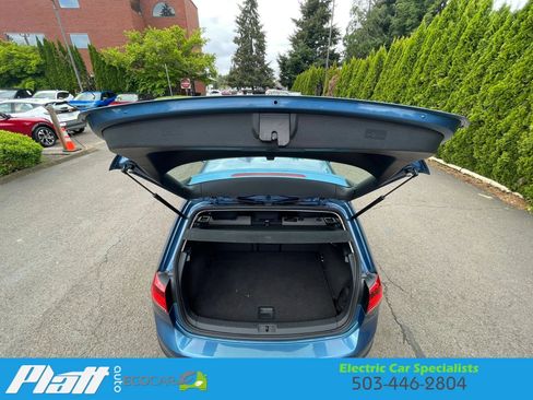 Used 2016 Volkswagen e-Golf SE w/ DC Fast Charging Package FWD image 53