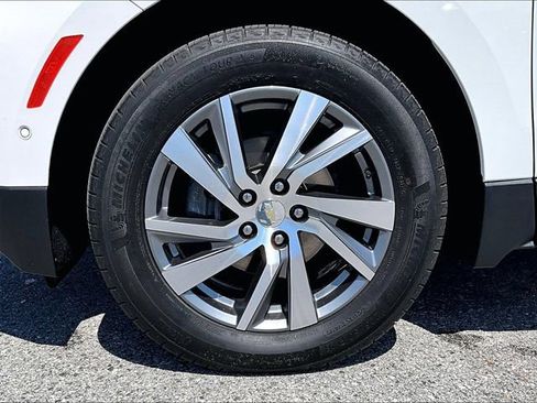 Used 2022 Chevrolet Equinox Premier AWD/4WD image 7