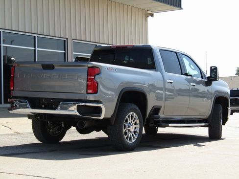 New 2026 Chevrolet Silverado 3500 LTZ w/ LTZ Convenience Package image 3