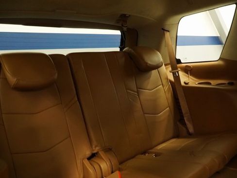 Used 2015 Cadillac Escalade Platinum image 22