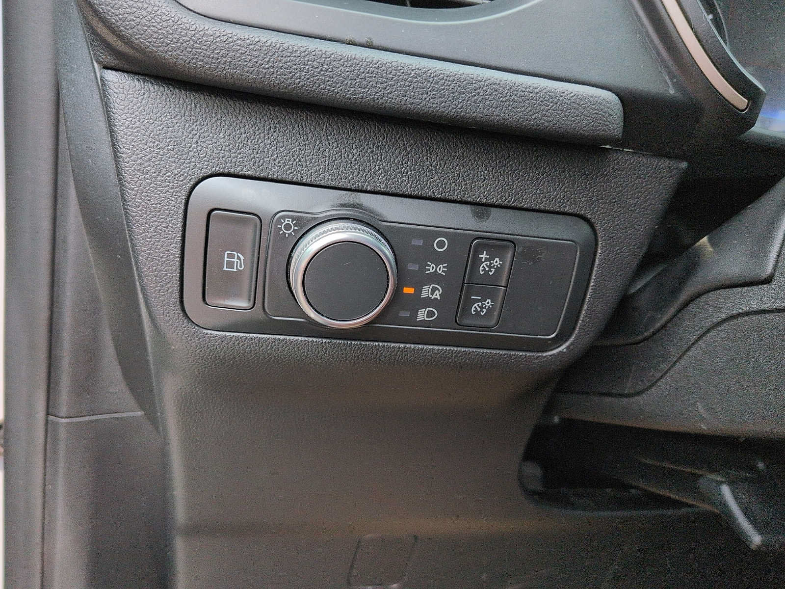 Used 2022 Ford Escape SE AWD/4WD image 16