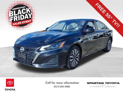 Used 2023 Nissan Altima 2.5 SV