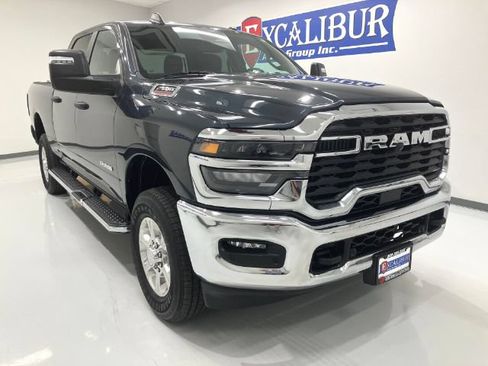 Used 2026 RAM 2500 Big Horn AWD/4WD image 6