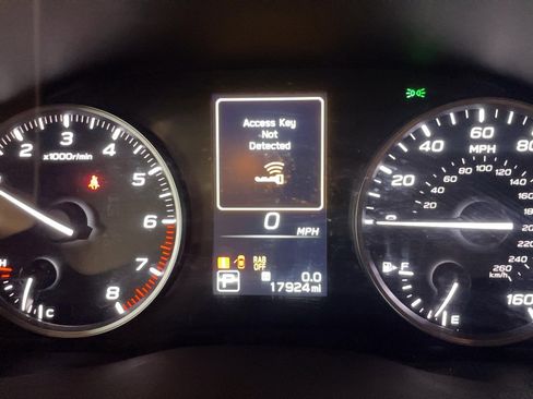 Used 2024 Subaru Ascent Premium w/ Convenience Package image 12