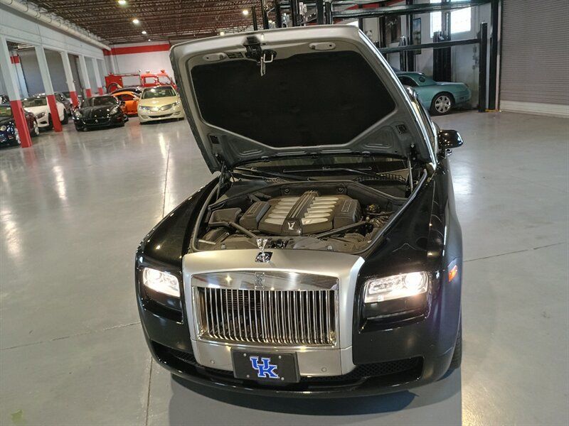 Used 2014 Rolls-Royce Ghost RWD image 48
