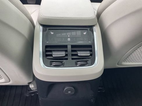 Used 2022 Volvo XC90 T8 Inscription Expression w/ Climate Package AWD/4WD image 21