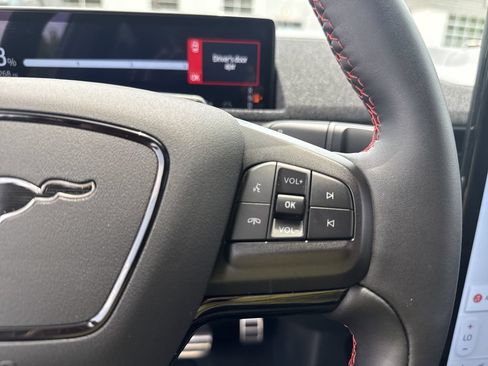 Used 2025 Ford Mustang Mach-E Premium w/ Sport Appearance Package AWD/4WD image 25