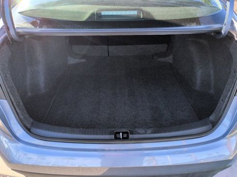 Used 2025 Toyota Corolla LE image 6