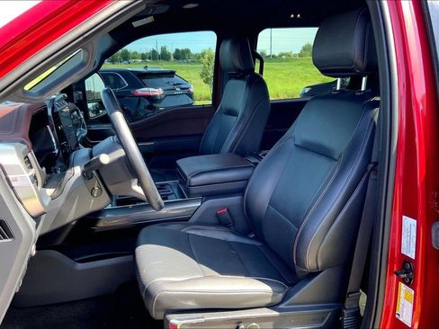 Used 2022 Ford F150 Lariat w/ Equipment Group 502A High AWD/4WD image 8