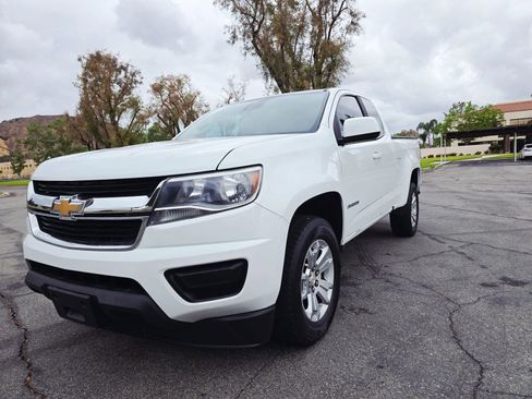 Used 2020 Chevrolet Colorado LT w/ Safety Package RWD image 4