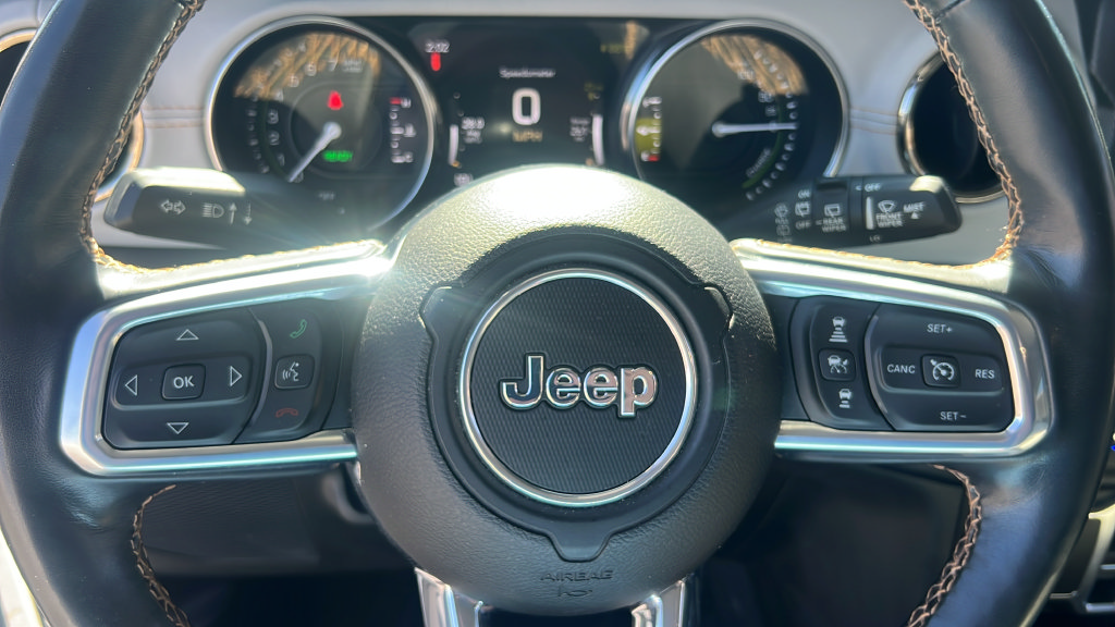 Used 2021 Jeep Wrangler Unlimited Sahara AWD/4WD image 30