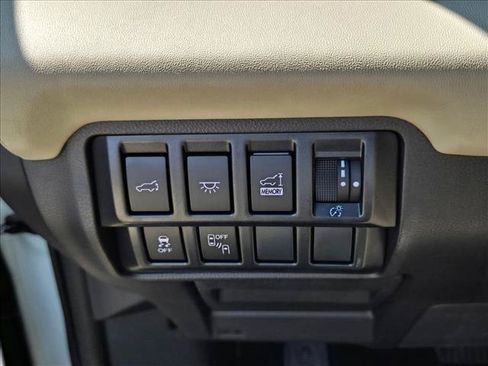 Used 2021 Subaru Ascent Limited w/ Technology Package AWD/4WD image 18