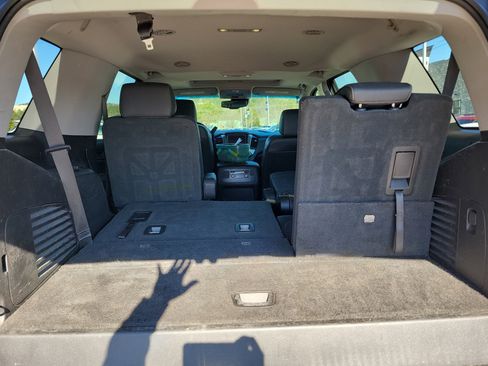 Used 2018 Chevrolet Tahoe LT image 26