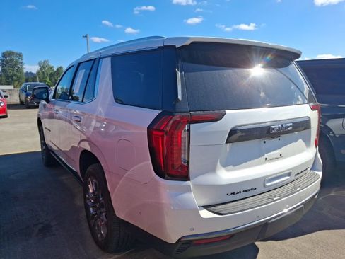Used 2024 GMC Yukon Denali Ultimate AWD/4WD image 7