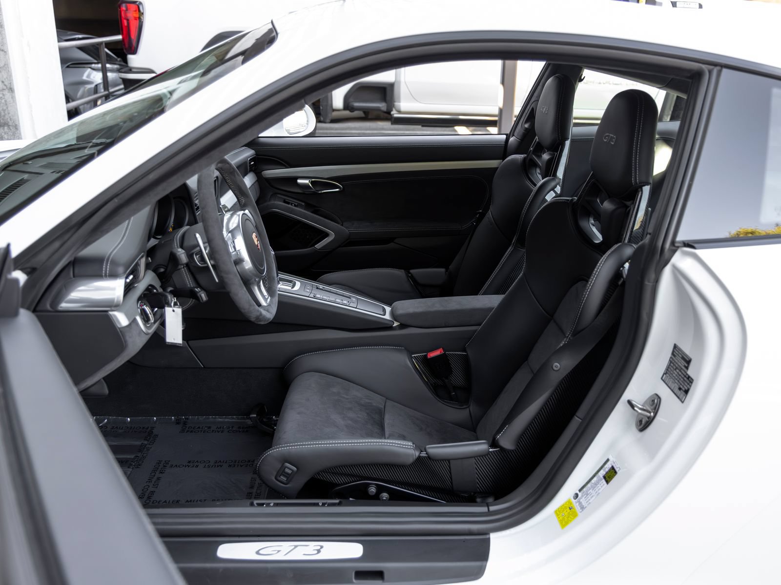Certified 2015 Porsche 911 GT3 RWD image 26