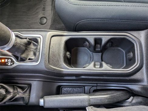 Used 2019 Jeep Wrangler Unlimited Sport S image 29