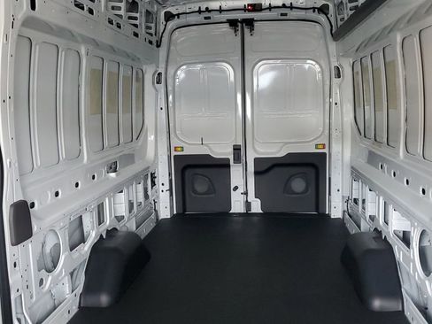 New 2026 Ford Transit 350 148 High Roof Extended image 40