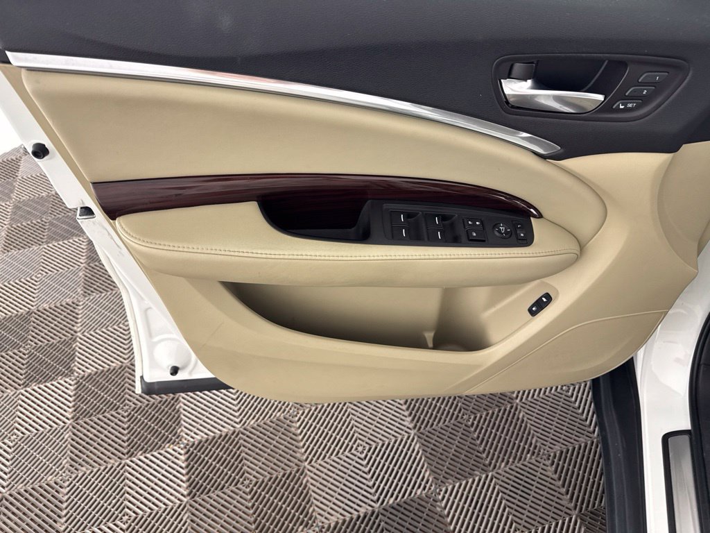 Used 2016 Acura MDX SH-AWD image 30