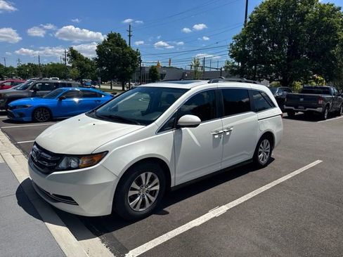 Used 2016 Honda Odyssey EX-L image 2