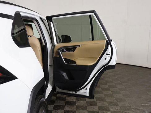 Used 2023 Toyota RAV4 XLE w/ Convenience Package image 21