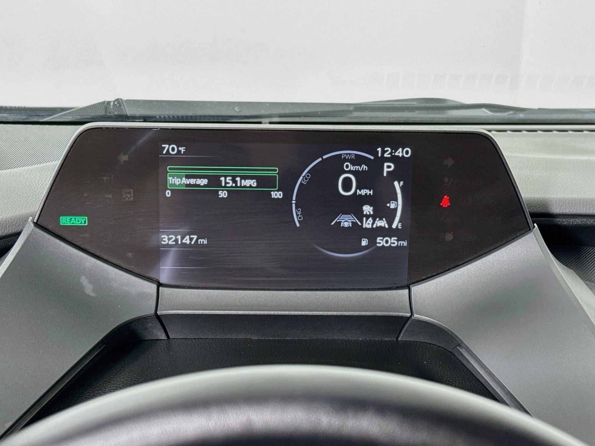 Certified 2025 Toyota Prius LE FWD image 14